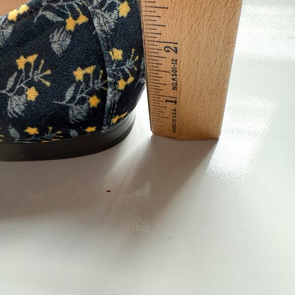 Cabi Carnaby Loafer Navy Floral Velvet Horsebit Slip On Shoes Size 8 - Picture 11 of 11